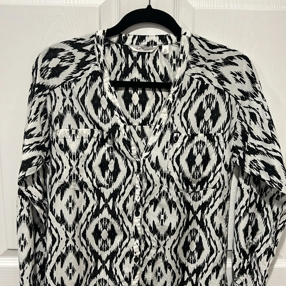 Athleta navy & white button down long sleeve cotton silk blend tunic coverup XS